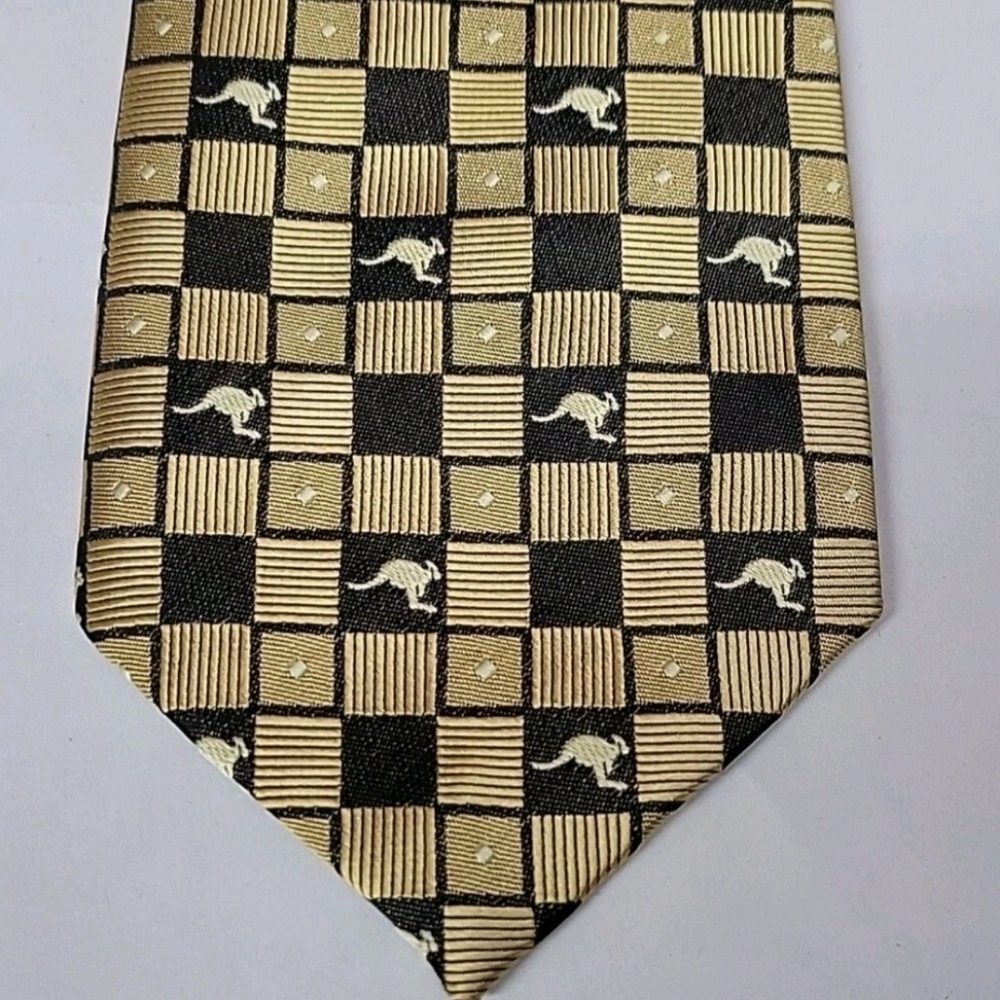 Men's Kangaroo Tie Made in Australia Gold, Black 56" L